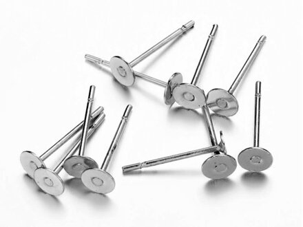 Napichovací náušnice puzety s plochou 4mm 30ks - platinově stříbrné