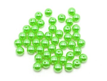 Plastové perleťové korálky 8mm 15ks - světle zelené